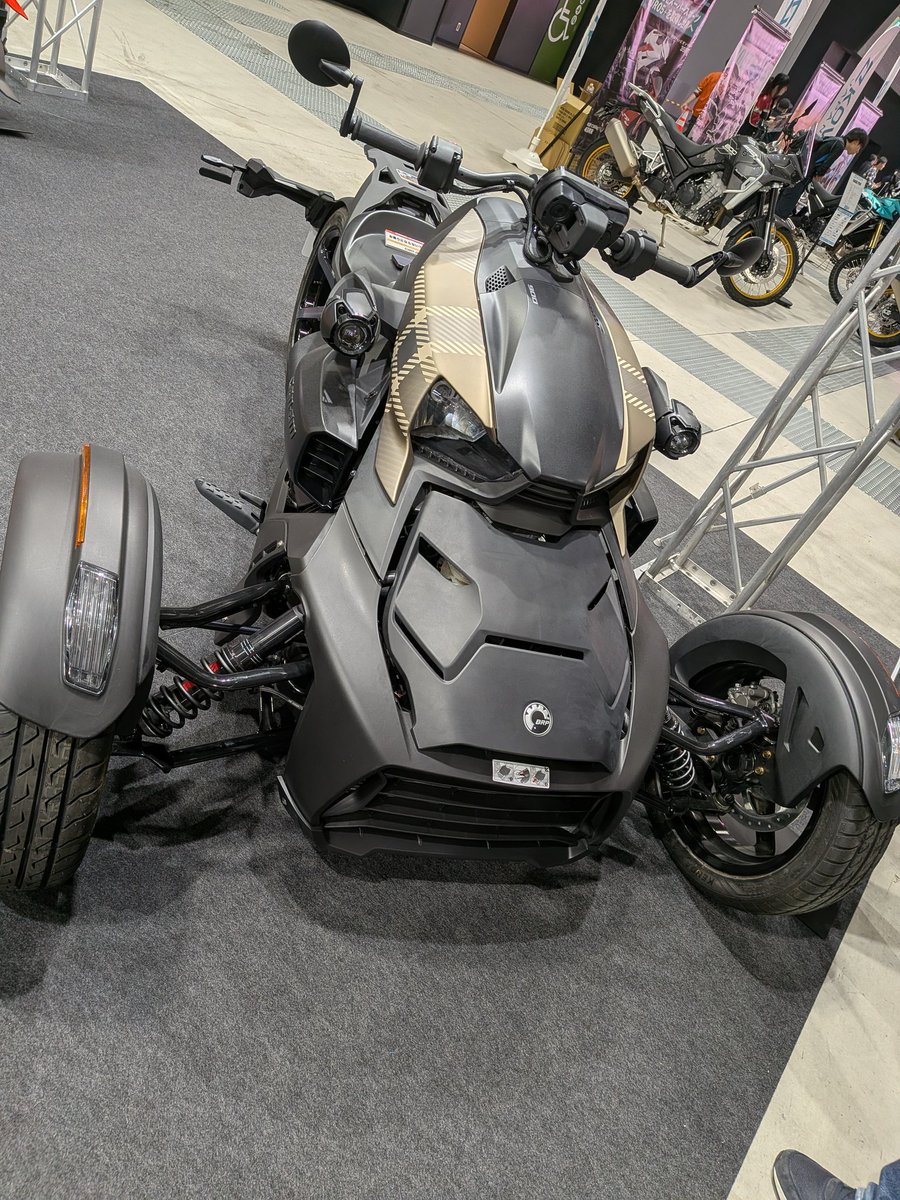 たいしん tweet media