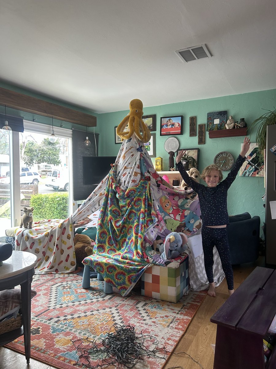 ryan rae harbuck | wanted TO BE A CHAIR tweet media