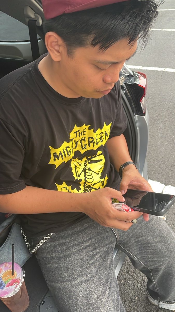 👨🏽‍🌾 tweet media