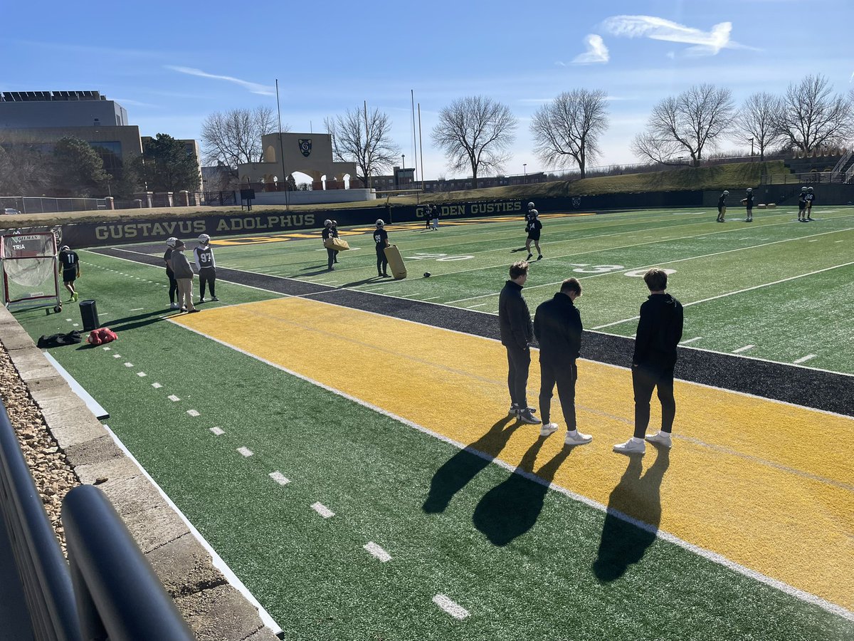 millette52's tweet photo. Had a great visit at Gustavus! Thank you to @CoachRauen @GlynnDerek @CoachHaugengac for having me! Thank you to @Ehalfpap52 and @DalenSmith55 for showing me around. 
Super nice facility’s and great program! https://t.co/1m7qTwAKAI