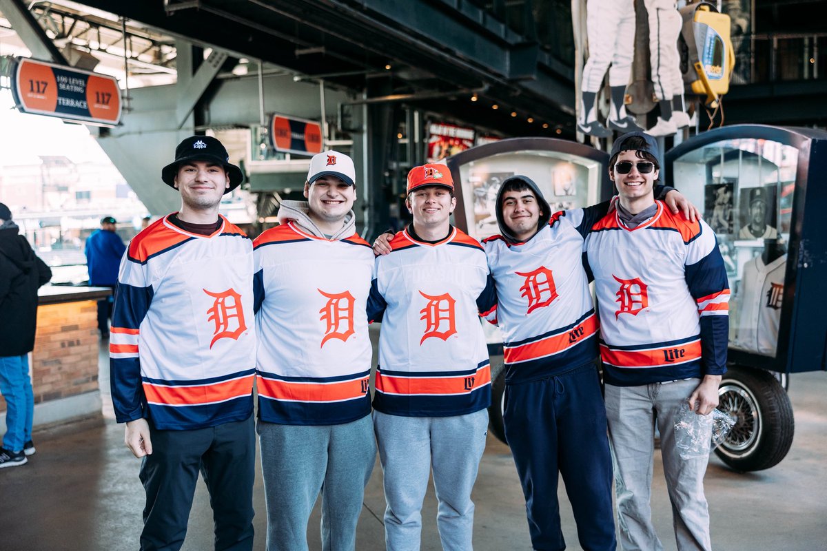 ComericaPark's tweet photo. The first 15,000 fans at today’s game received a Tigers hockey jersey 🏒 

👀 @DetroitRedWings #LGRW https://t.co/BGooRkeDfO