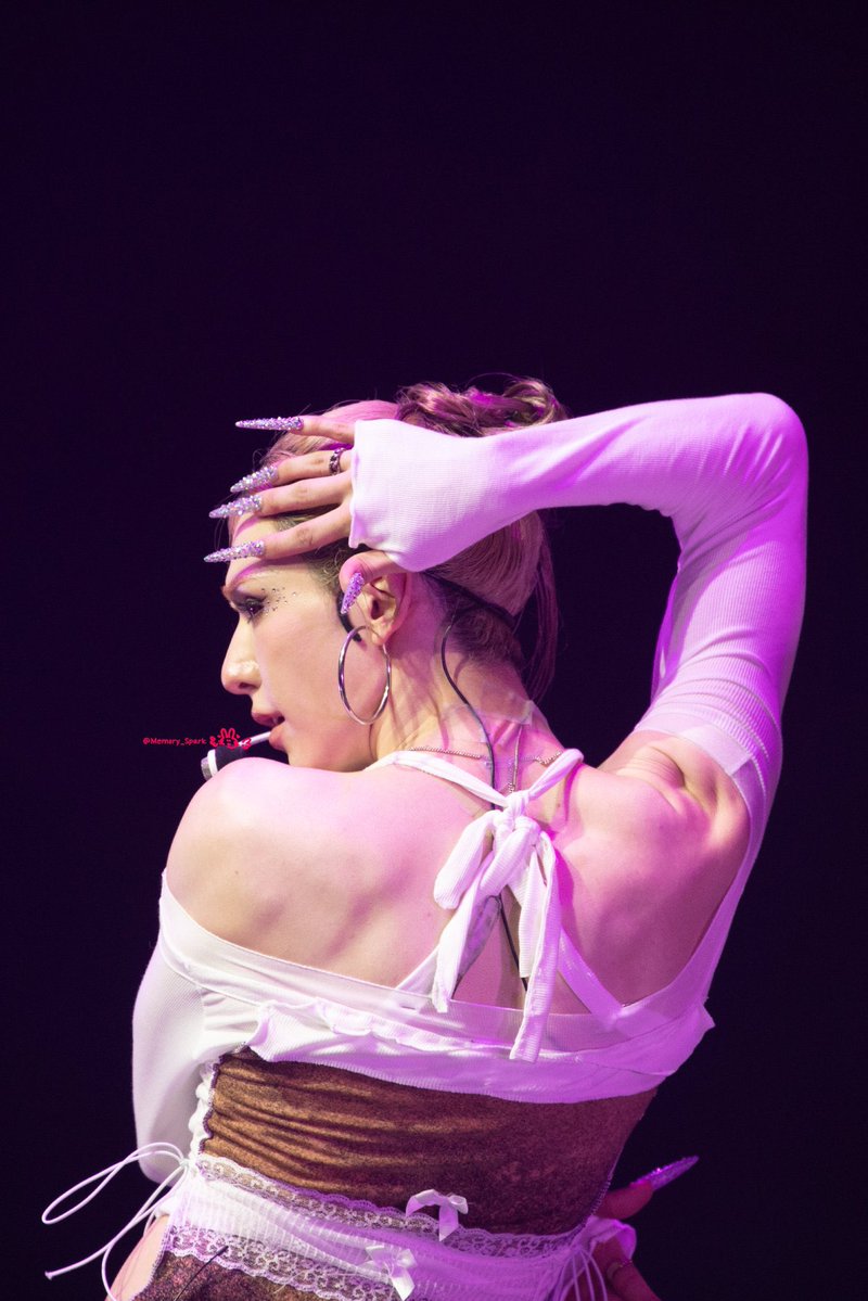 𖦁˖ ࣪ vexiii:-p ⁺˖🩸🪓 tweet media