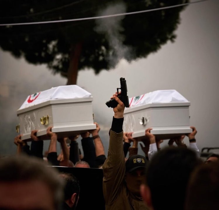 ☩ ✺ DEUS VULT ✺ ☩ tweet media