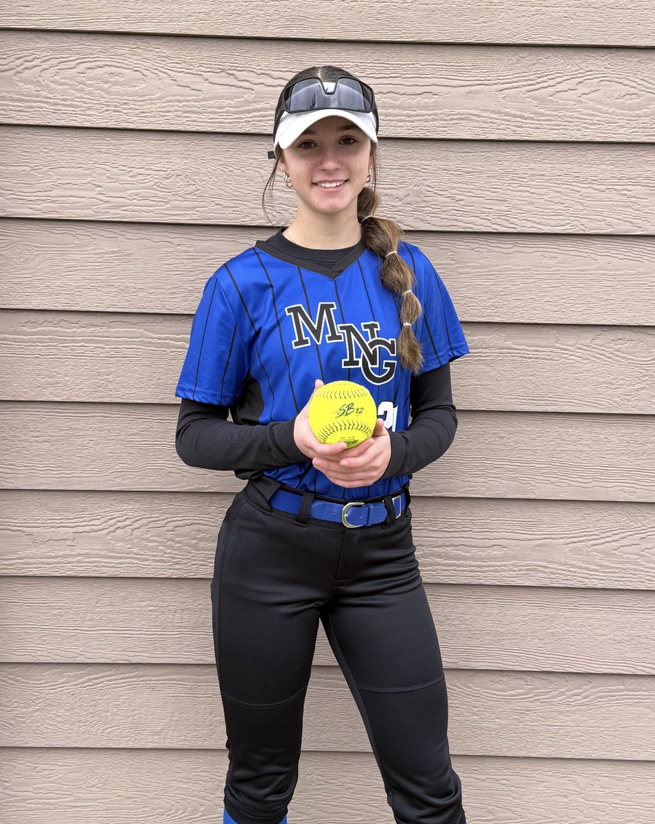 MabelJordan2029's tweet photo. First high school home run!! 
Rode the momentum from yesterday—triple and two doubles—into today. Confidence was high and we just got started. Let’s gooooo!! https://t.co/iwyP2Vqr6e
