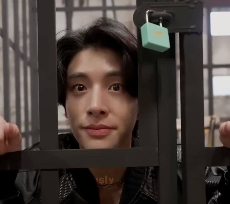 fer ENHYPEN IS SEVEN tweet media