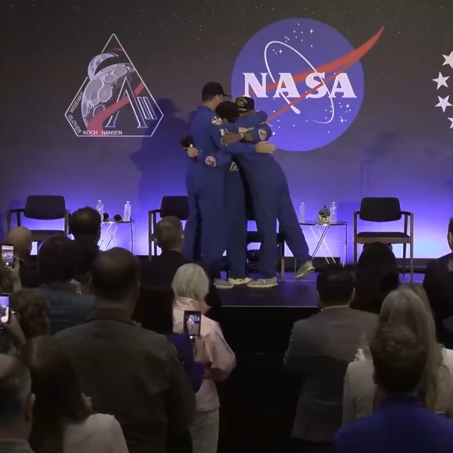 project hail dado ⚢ tweet media