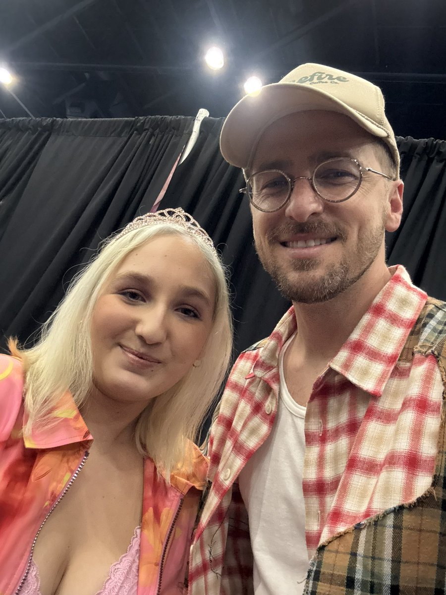 Miranda | Logans Worldwidegirl tweet media