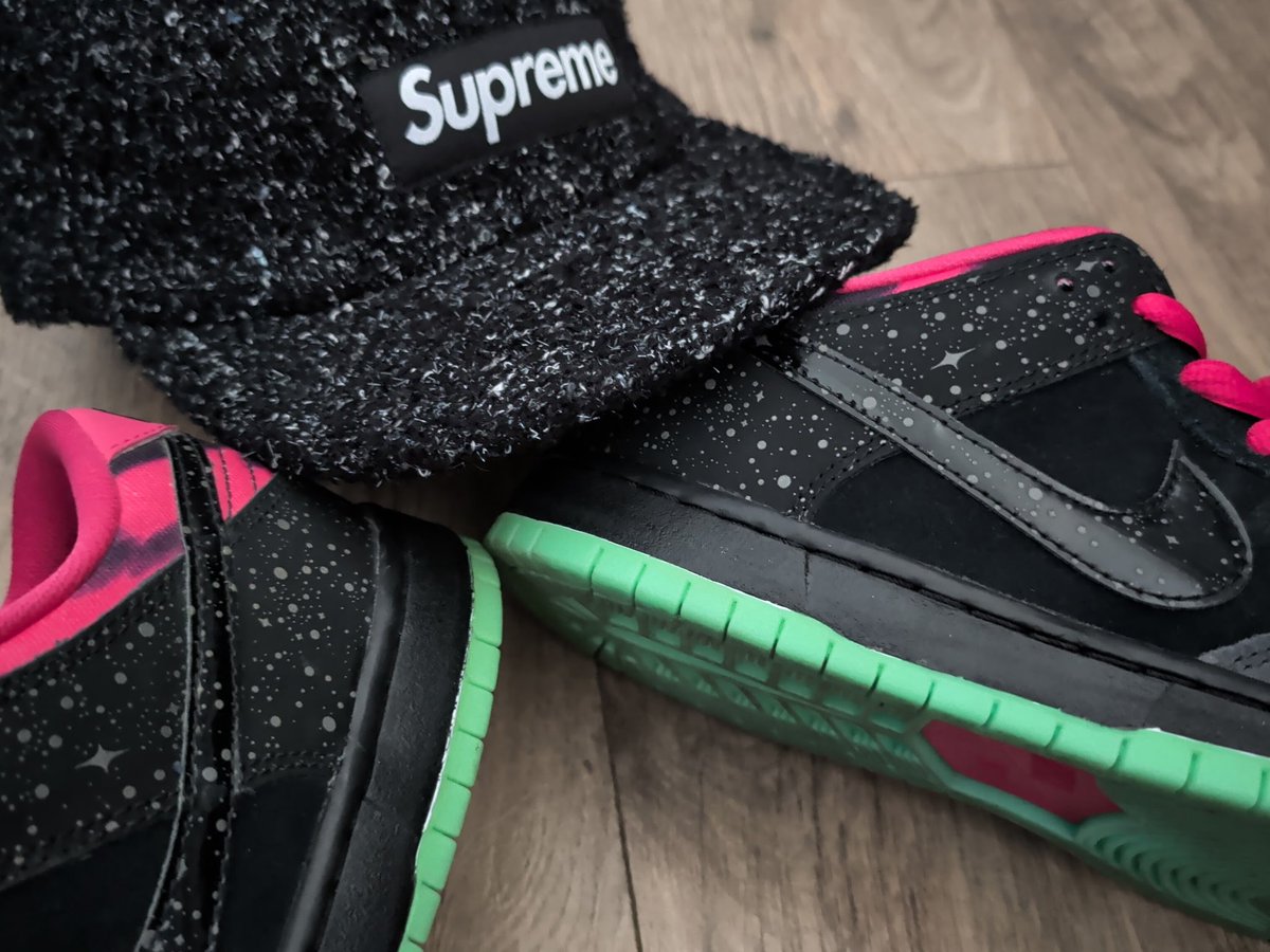 Sn3ak3r_Fr3ak3r's tweet image. #WDYWT @premierskate Northern Lights lows x Supreme Boucle camper (so elite) #YourSneakersAreDope #NikeSB