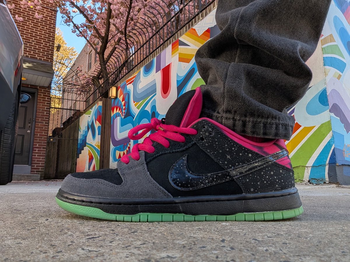 Sn3ak3r_Fr3ak3r's tweet image. #WDYWT @premierskate Northern Lights lows x Supreme Boucle camper (so elite) #YourSneakersAreDope #NikeSB