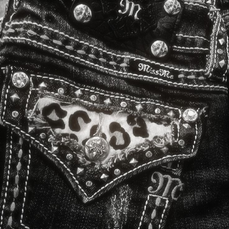 𝑅𝑒𝒾𝓇𝒶🐍 tweet media