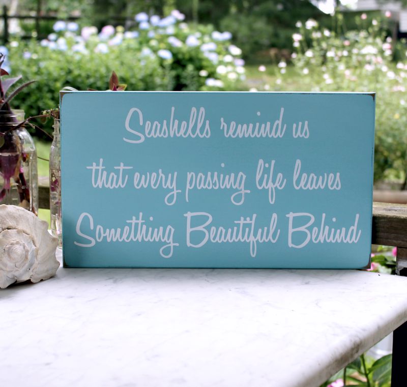 CountryWorkshp's tweet image. #Seashells Remind Us Wood Sign - Coastal Decor - Beach Cottage  - Wall Art - Painted Wood #InMemoryof #BeachWedding #Sympathy #smilttt23  etsy.me/4cC4XdU via @Etsy