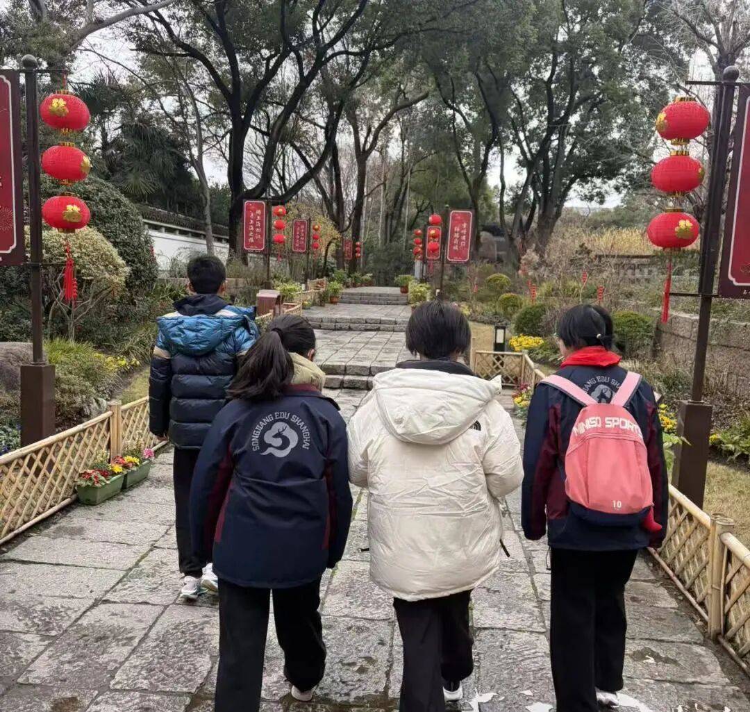 Lauren Olson tweet media