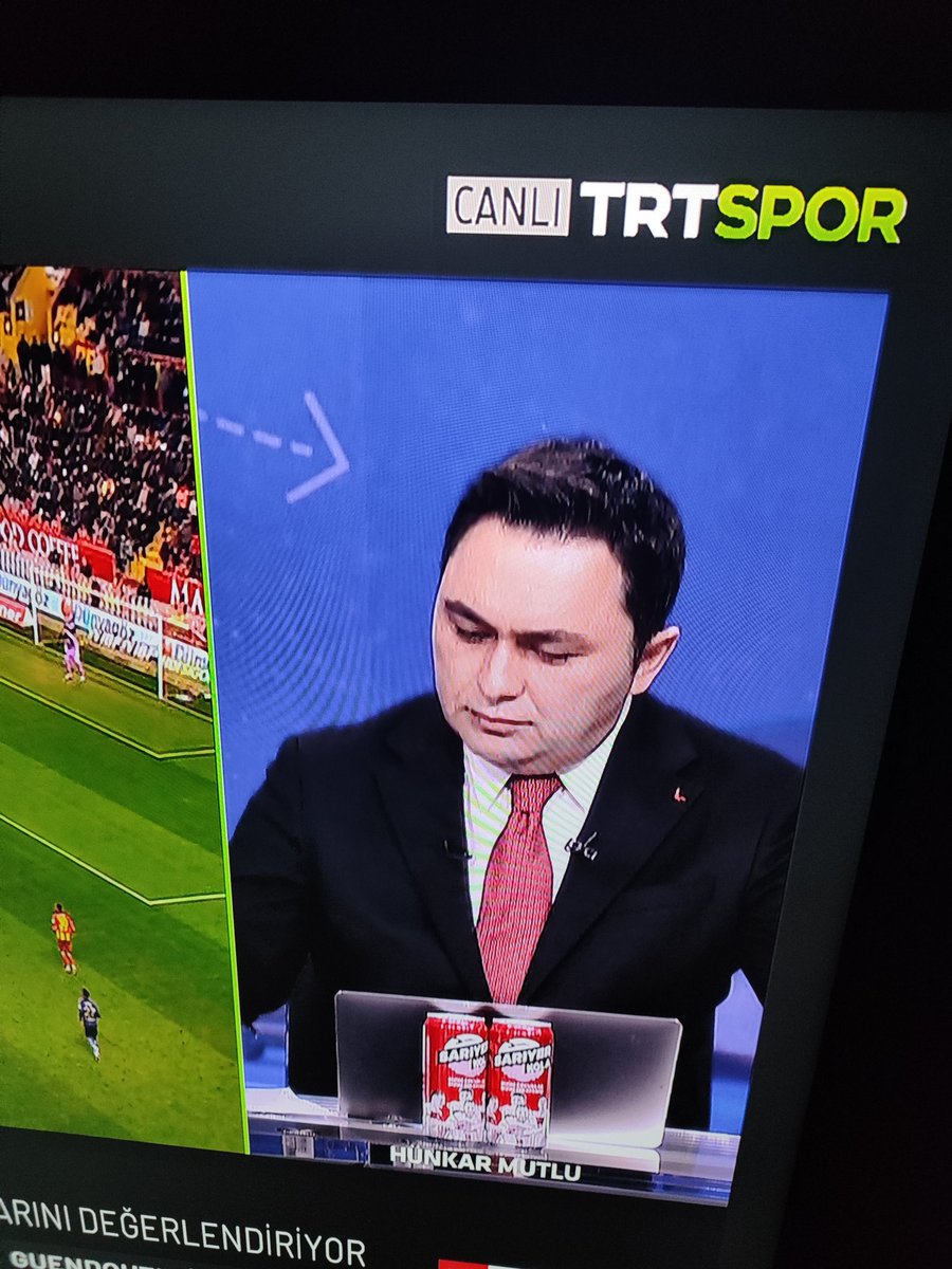 sonfule's tweet photo. @trtspor @hunkarmutlu nun "Çukur" dizisinde rol aldigini biliyor muydunuz? https://t.co/x0Ih1rCQrR