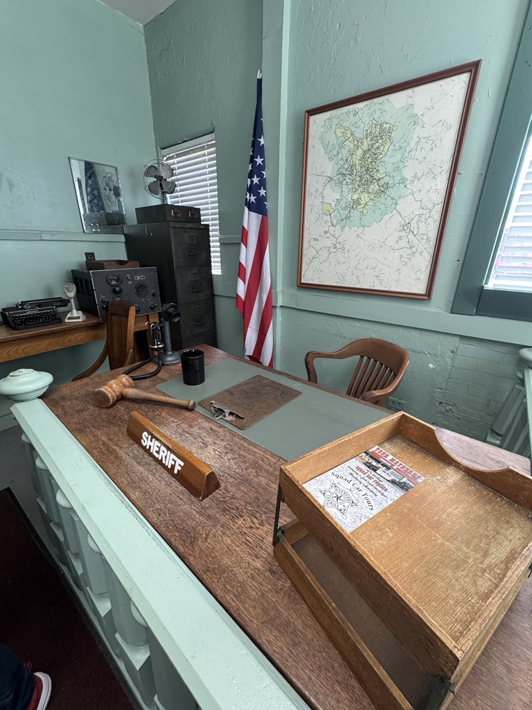 amazingaag's tweet image. #Mayberry #MountAiry #NC #Spring #SpringTime #SaturdayAfternoon