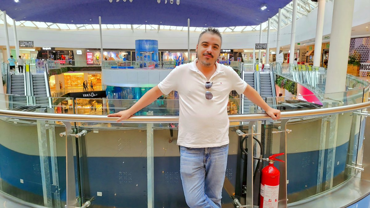 kelhaniofficiel's tweet photo. I was in Casablanca today… but I’m still in my 2024 mode 😄
Same place, same vibe… just the new photos haven’t caught up yet 📸

@Morocco_Mall always hits different — memories upload faster than pictures 

#CasablancaVibes #MoroccoMall #ThrowbackFeels #CasaLife #MemoriesMatter https://t.co/C8ZQYux2B4