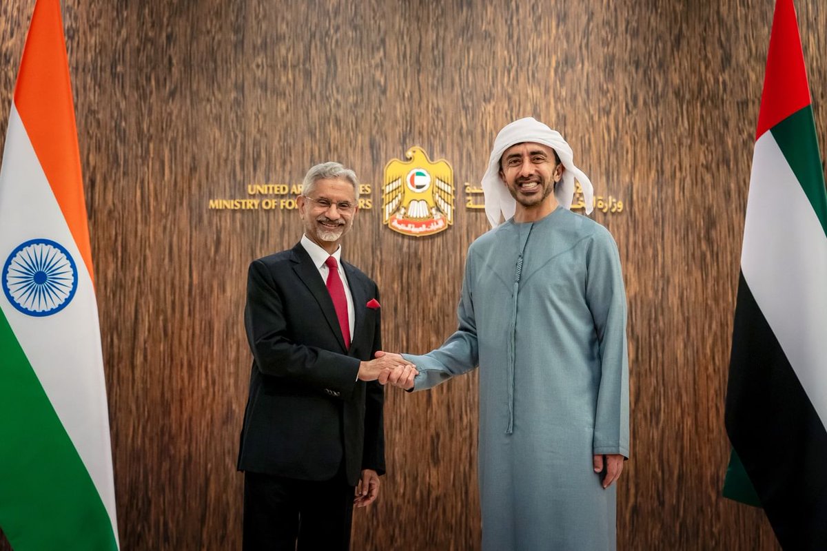 kuna_en's tweet image. #UAE Deputy Prime Minister and Minister of Foreign Affairs Sheikh Abdullah bin Zayed Al Nahyan and Indian Minister of External Affairs Dr. Subrahmanyam Jaishankar discussed regional security following #Iran's unprovoked and terrorist missile attacks

kuna.net.kw/ArticleDetails…