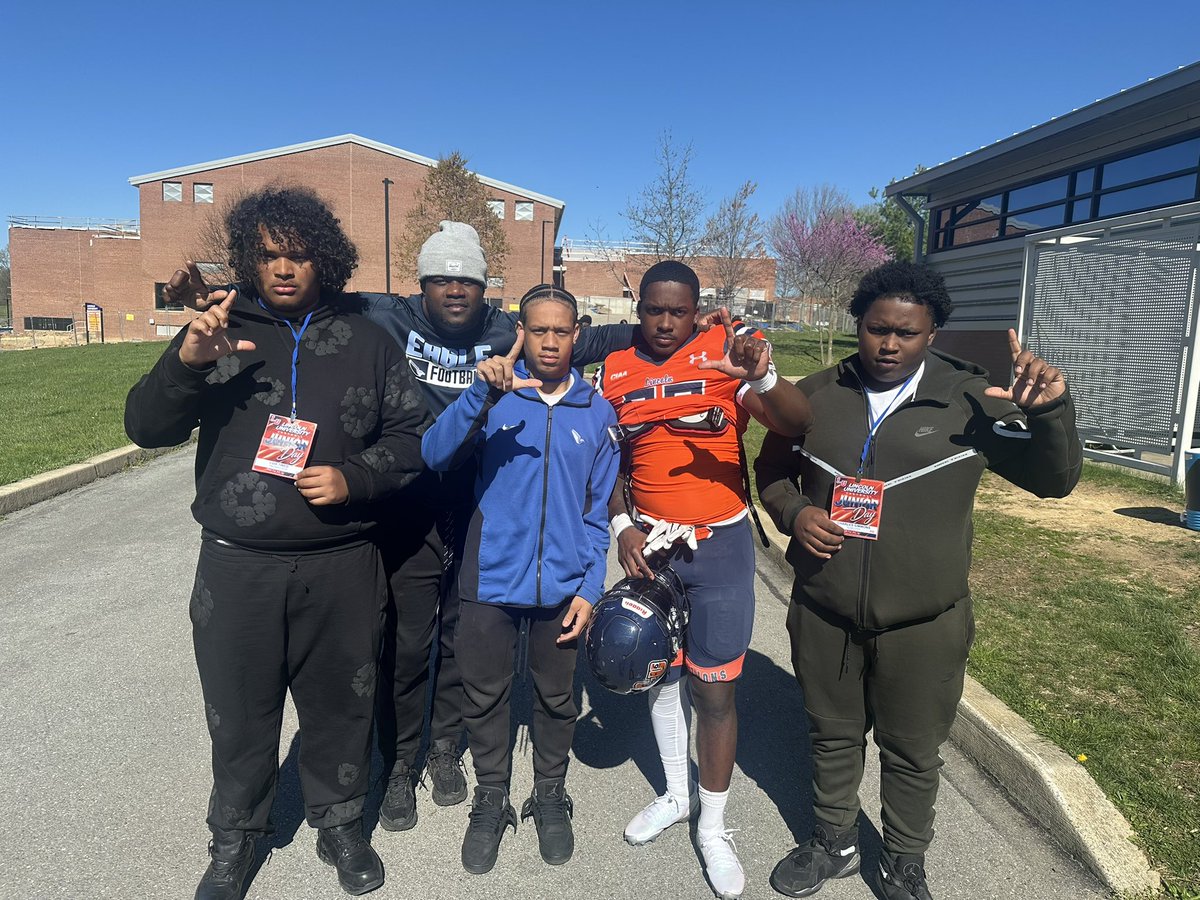 eagleacademyfb's tweet photo. A great Spring Practice visit today at @LUL1onsFootball for some of our guys.  Thank you @coachpett919 &amp; @Coachksteward for the hospitality provided to our Eagle Scholars. Looking forward to building on the relationship.
#Eagleoutside 
#Eagleup 🦅🦅🦅 https://t.co/rASf3WYsAY