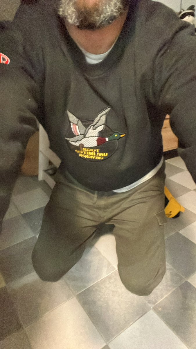 FallingsM0on's tweet photo. Voici Clement Evrat. 
Qui bloque pour aucune raison. 
Il refuse de raquer comme la chienne qu’il est. 
Je vais le démolir il me doit 30€. 
https://t.co/4u5k5R37lt
#moneyslave #moneymiss #soumis #findom
#atm #feet #paypig https://t.co/sYZlpeiSvs