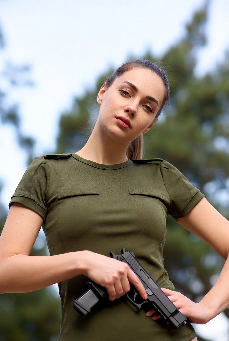 Marlayna tweet media