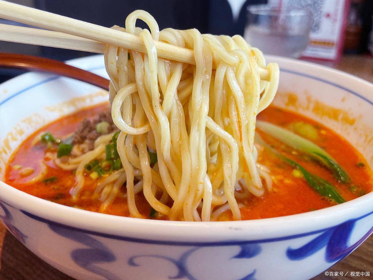 Simon Raml tweet media