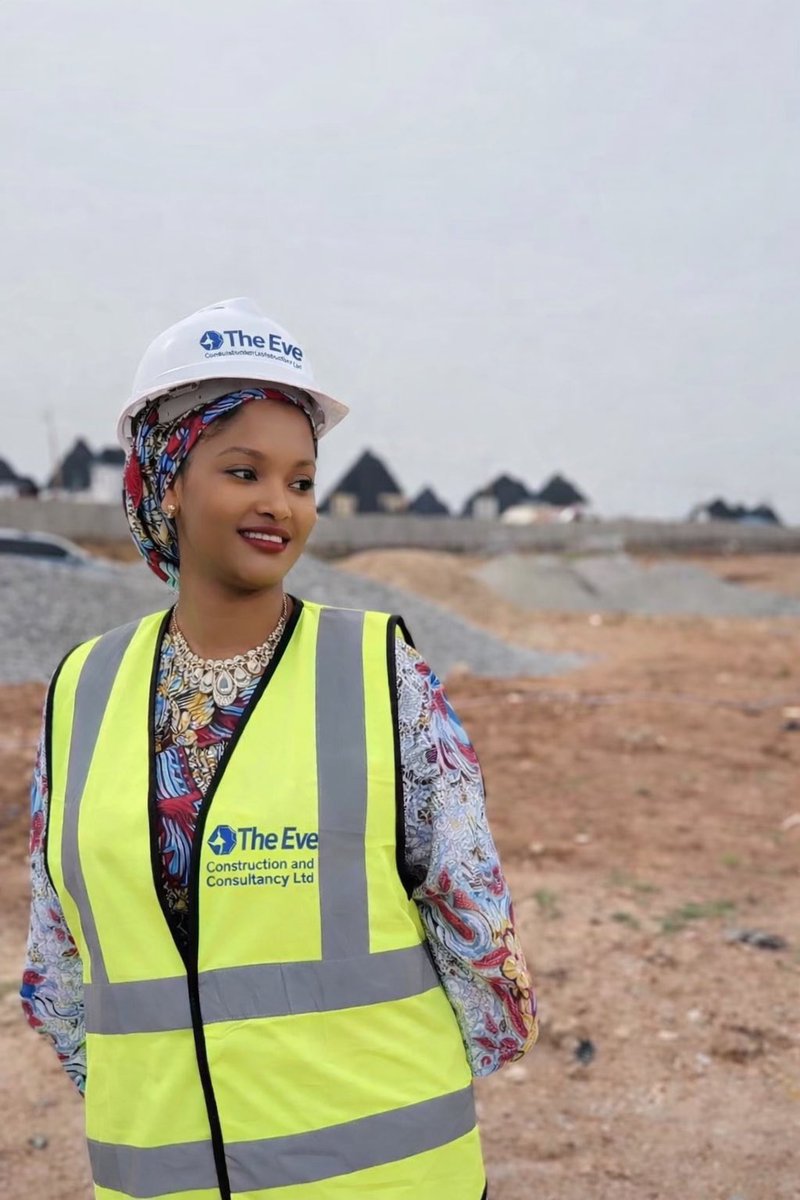Engr_hauwerh's tweet image. CEO the_eve_construction_&amp;amp;_consultancy_ltd 👷🏼‍♀️🏗️

#womeninstem