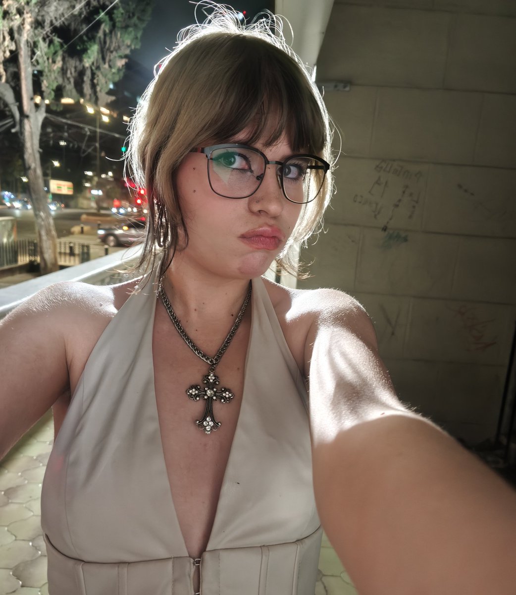 Jung Talks Shit tweet media