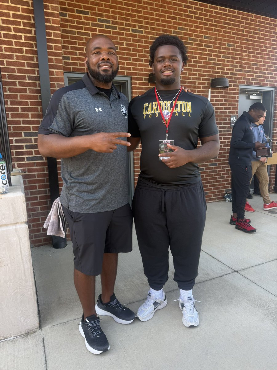 mikethomas_____'s tweet photo. Had an amazing day at Gardner-Webb’s Junior day. Great environment, great community! @Mstout_3 @CoachK__Mac @CoachJoeyKing @CoachMasters @CoachJColts https://t.co/PYB7f1yl0J