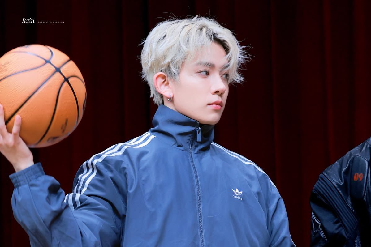 ★🐿️LUCKY GIRL | ENHYPEN IS 7 tweet media