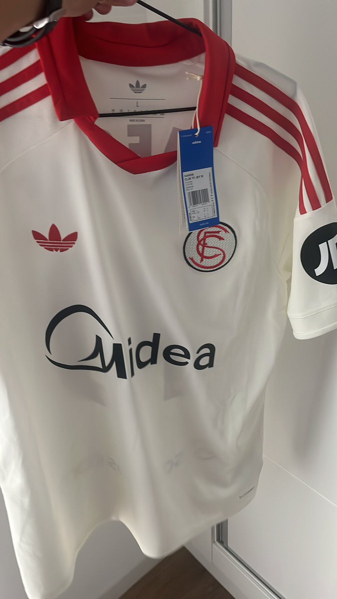 TheProOfTwitchXD tweet media