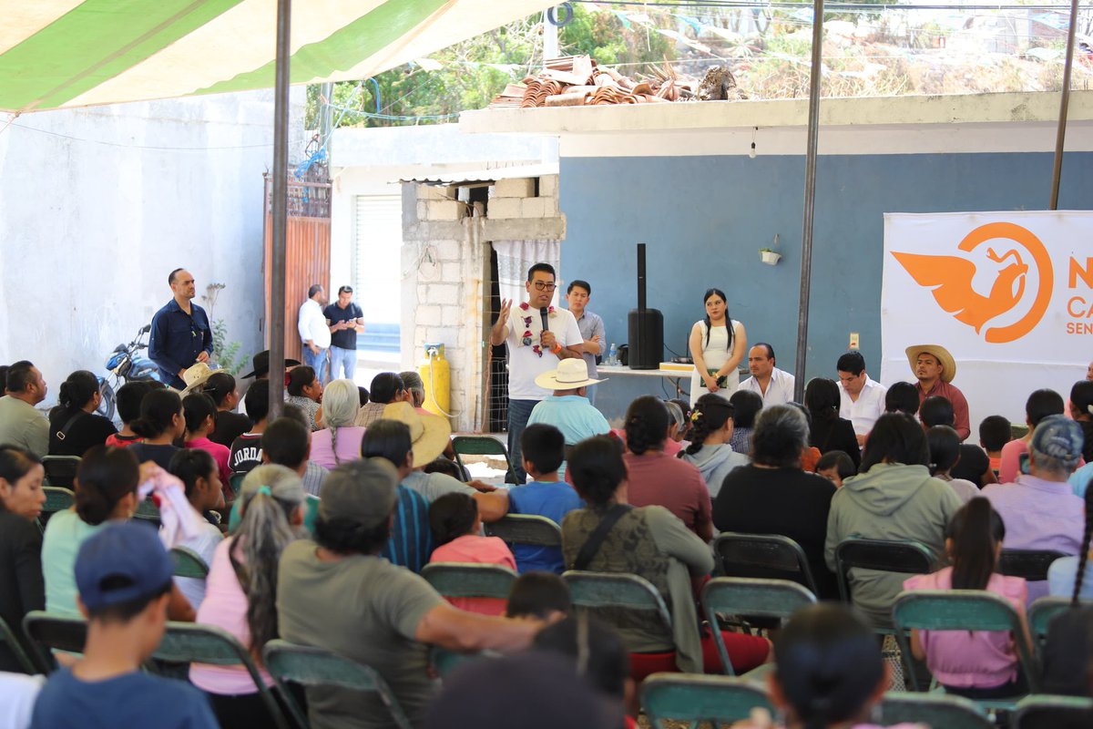 Las cosas buenas están pasando en esta tierra de gente trabajadora y con mucho #corazón. 🧡

¡Qué gusto estar en Calmeca, #Tepexco! 🍊 Hoy nombramos a Reynaldo Rosas como enlace del #Senado porque sabemos que cuando hay compromiso y amor por su #comunidad, los resultados llegan.