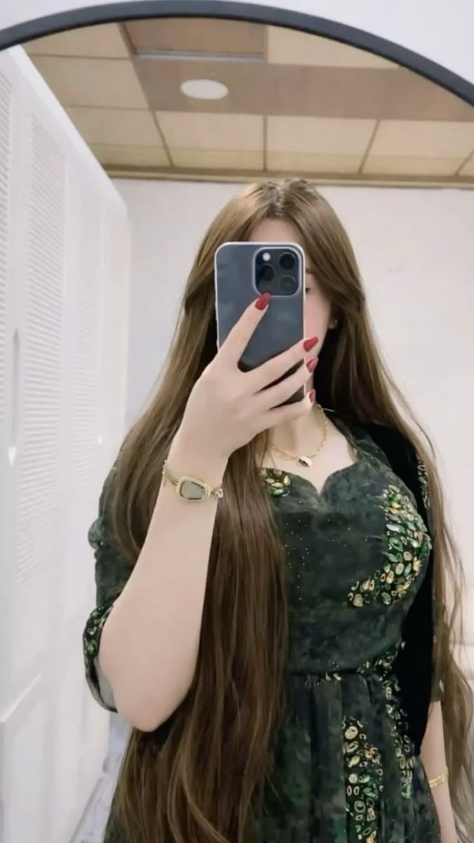 🦋UNZILA H么REEM 🦋 tweet media