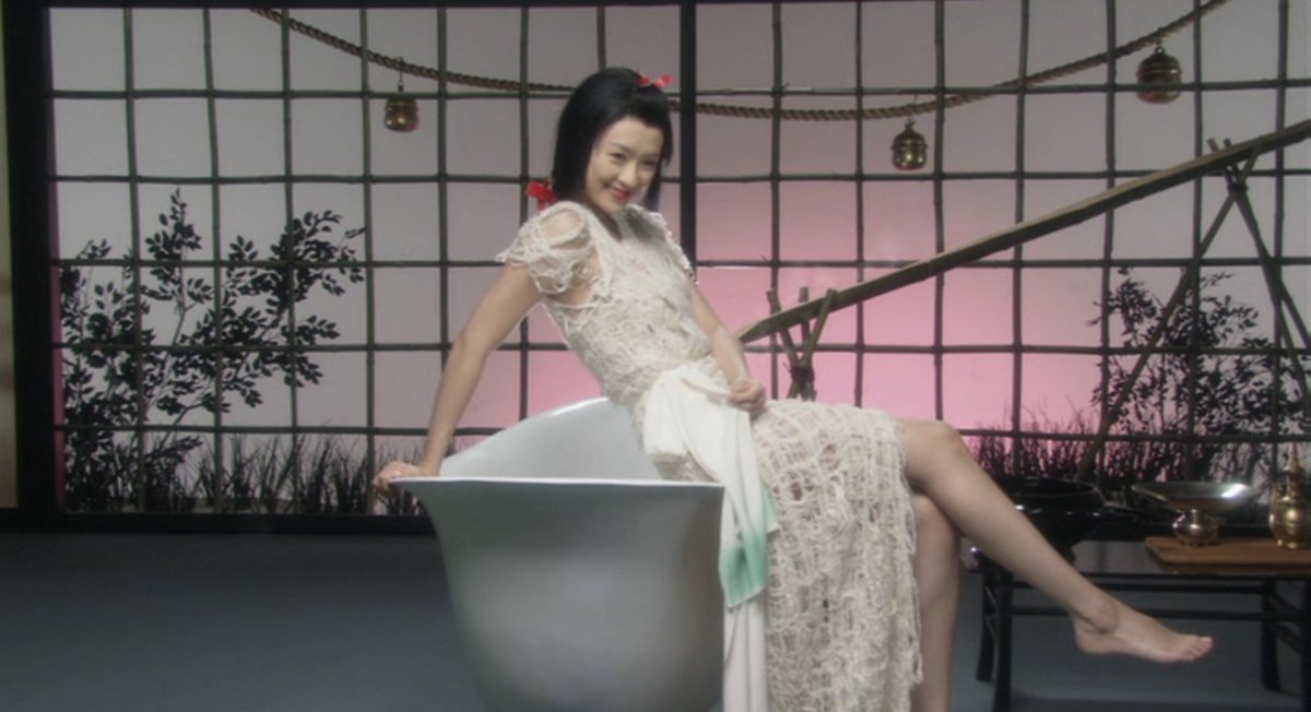 chillvia tweet media