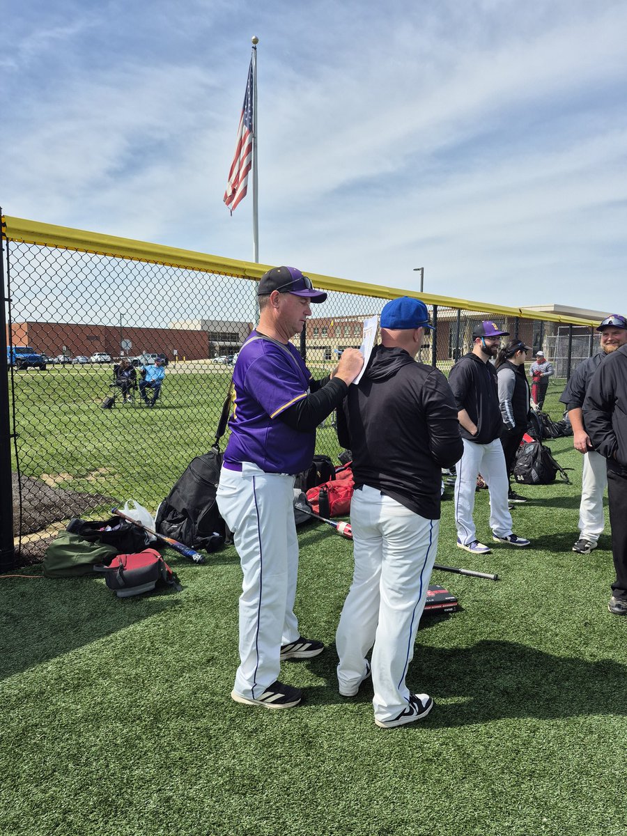 Starting 9(37) tweet media