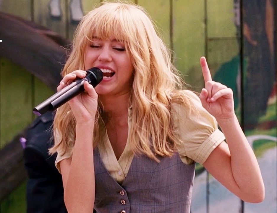 Miley Edition tweet media