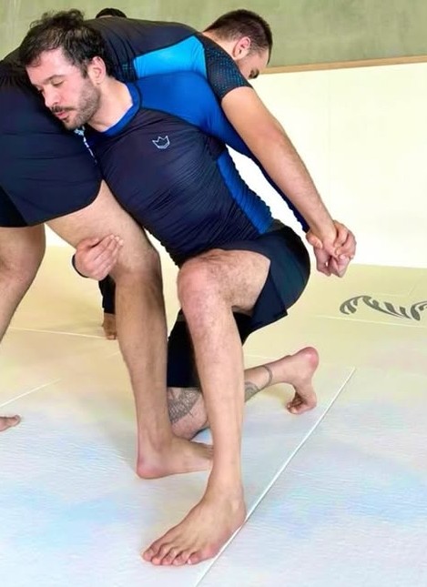 MaleFeeti's tweet photo. Barış Arduç Feet https://t.co/DVjrRwMKOC