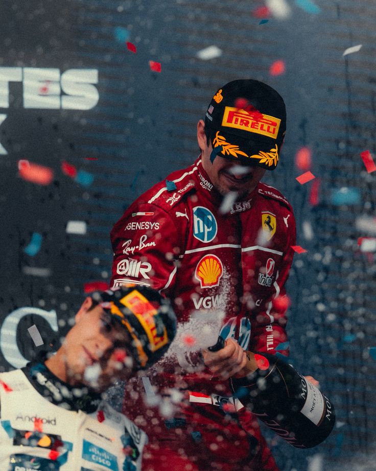 #16 & #4 💌 tweet media