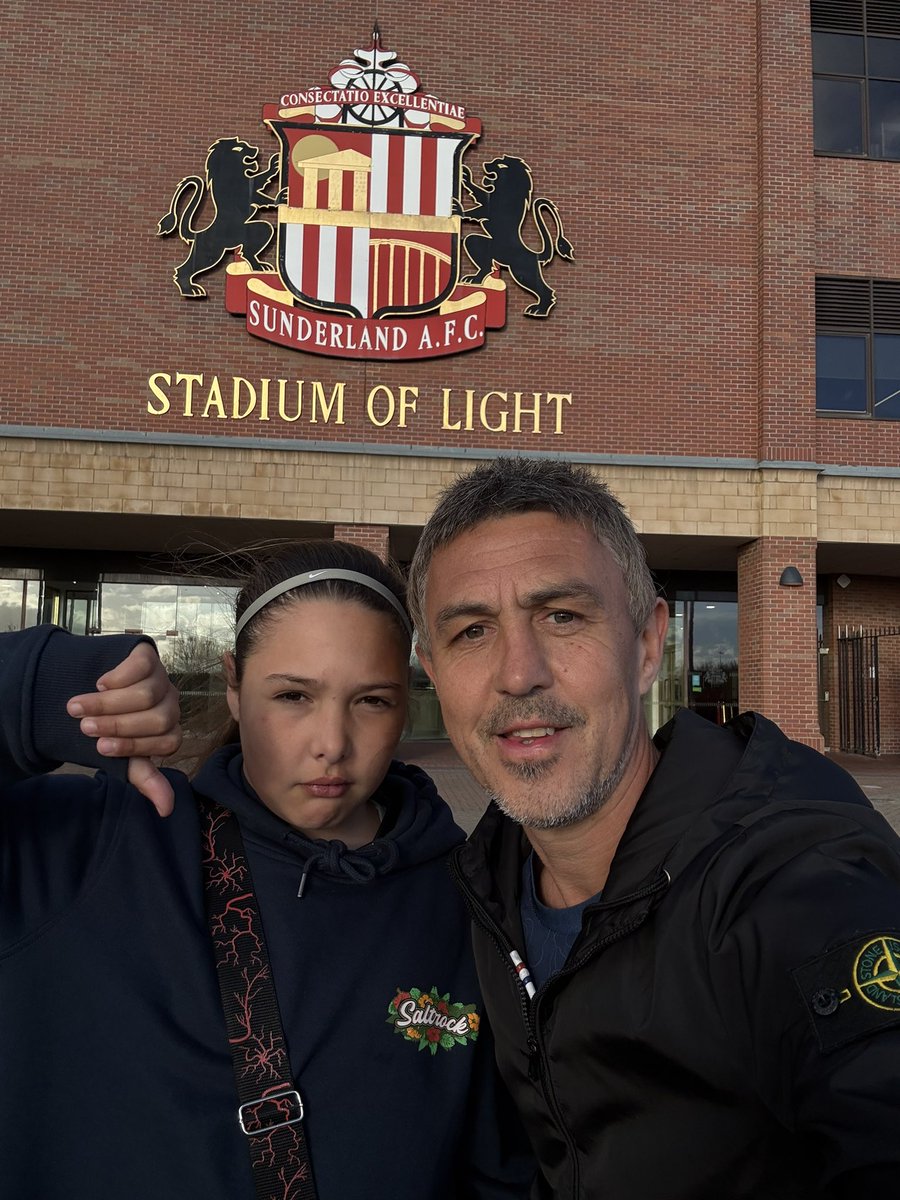Sunderland away with the daughter, 3pts a must 🙏🏽🙏🏽🙏🏽 COYS