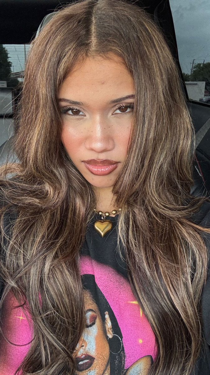 мαяιαн ѕα∂є (shawtyy) tweet media