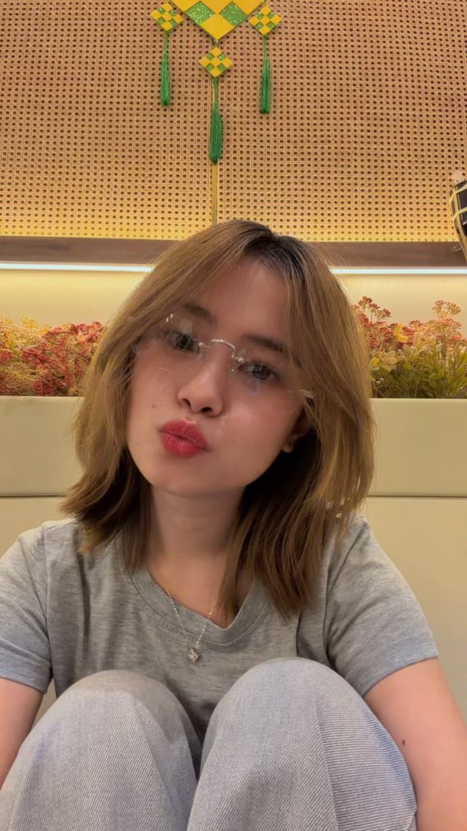 𐙚˚࿔ 法拉 𝜗𝜚˚⋆ tweet media