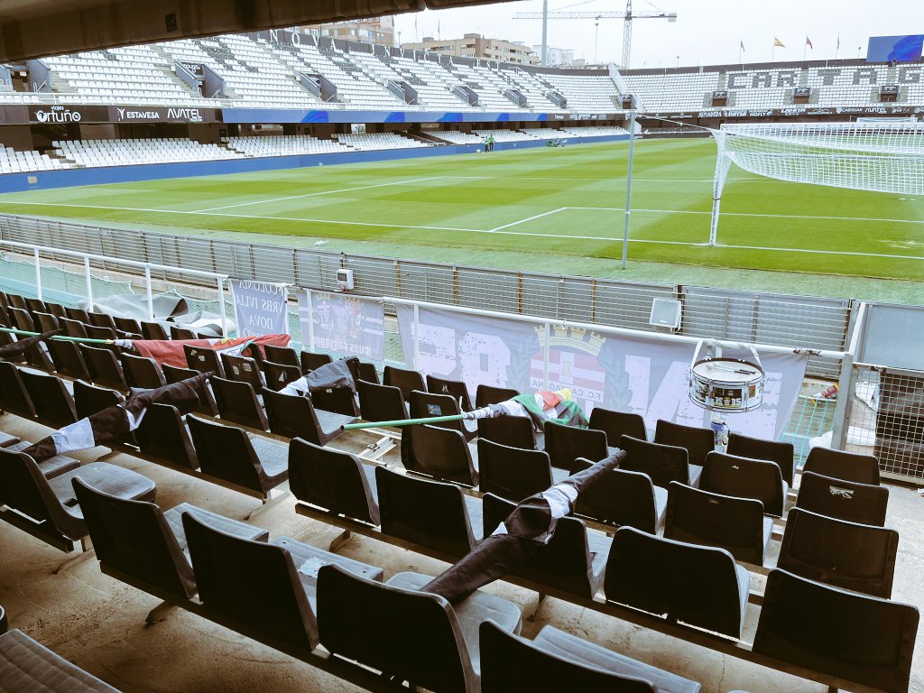 +3 y con la grada donde tiene que estar, en fondo norte bajo, apretando, empujando y demostrando que queremos ese fondo.