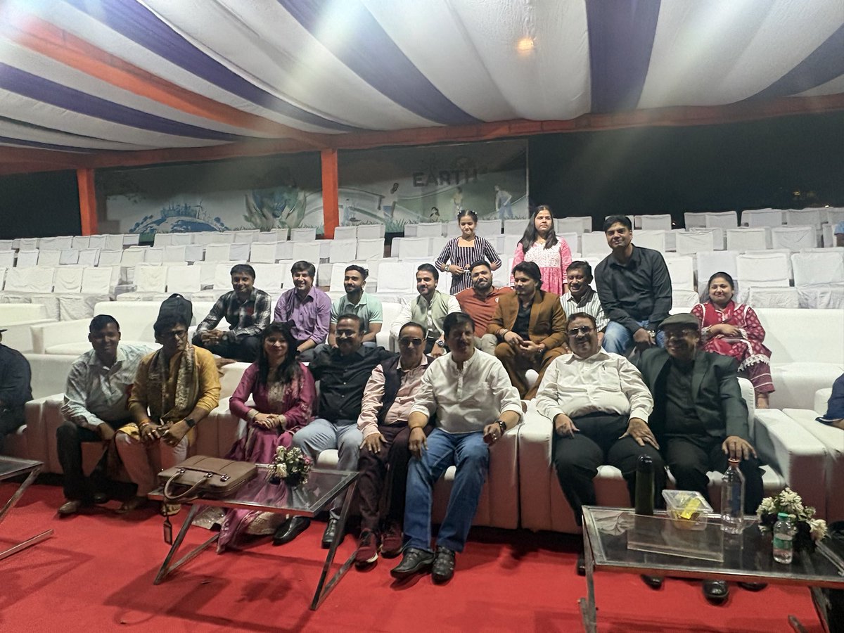 🎶✨ Bhim Jyoti Utsav 2026 में India Gate पर आज प्रियांशी की आवाज़ ने सच में जादू कर दिया 💙
हर सुर में इतनी मिठास और एहसास था कि दिल बस सुनता ही रह गया ❤️
ऐसी लाजवाब प्रस्तुति के लिए Philharmonic Trust और चेयरमैन Jaswant Singh Malhotra जी का दिल से आभार 🙏