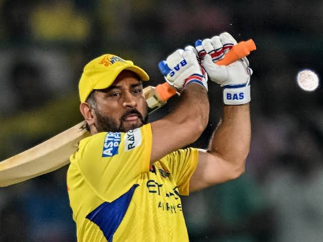 SportsTectician's tweet image. 🙌 BIG NEWS for CSK fans! 🚨

 MS Dhoni will play next match against Kolkata Knight Riders on April 14! 😍  Dhoni takes over the reins again 💪

Will CSK feel more secure in the presence of THALA💙

#MSDhoni #CSKvsDC