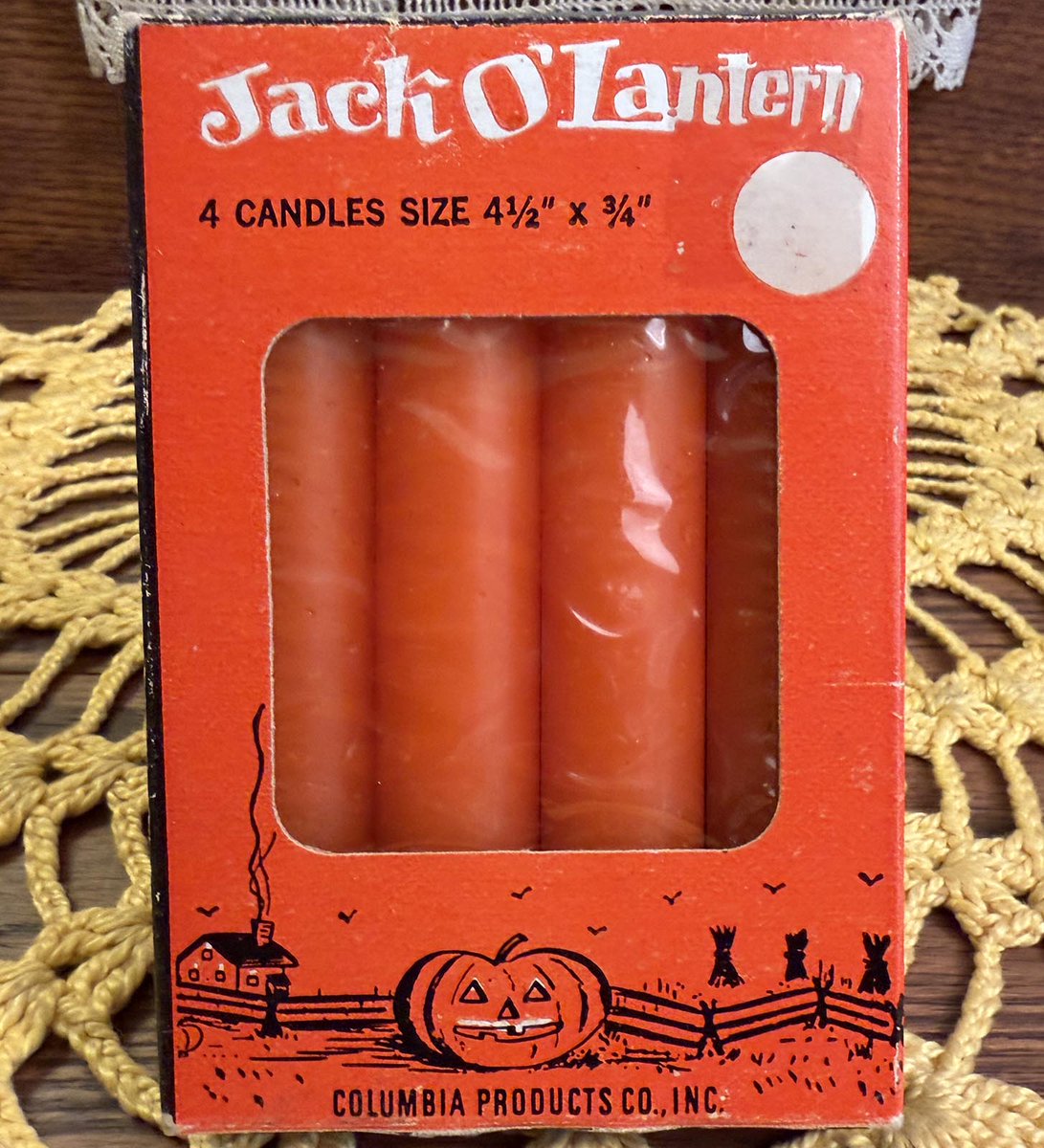 zizsdream's tweet photo. https://t.co/iyjtDECOjR  4 MIP Vintage Halloween Jack o' Lantern Candle Decorations, Columbia Wax, ca 50s 
#halloween #halloweencollectibles #halloweenantiques #vintagehalloween #antiquehalloween #collectibles #antiques https://t.co/tHebyDtYQQ