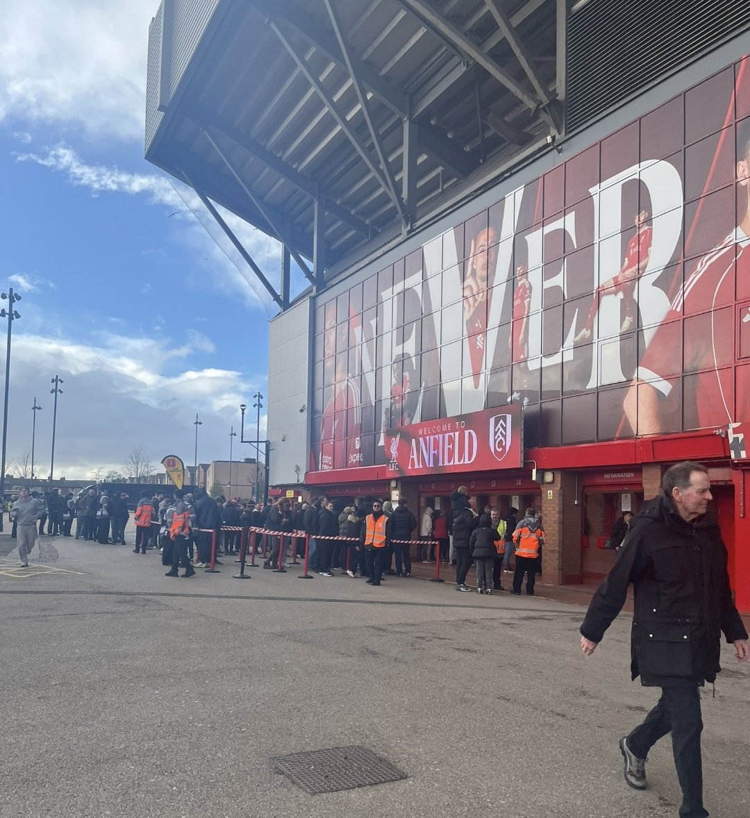 LFC SALE & TICKET HELP tweet media