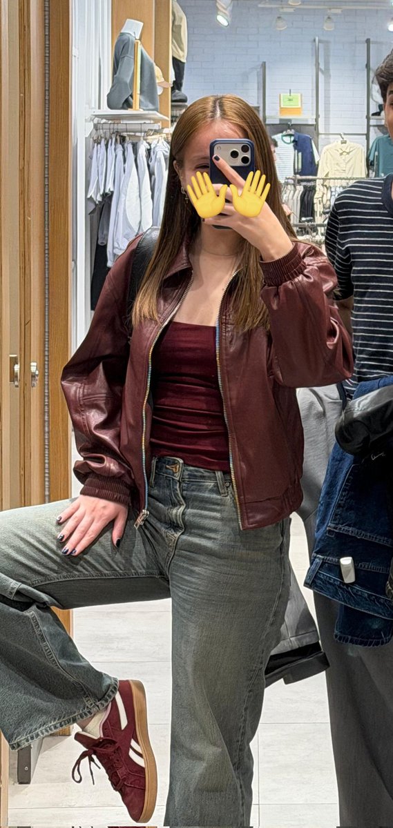 isabelle tweet media