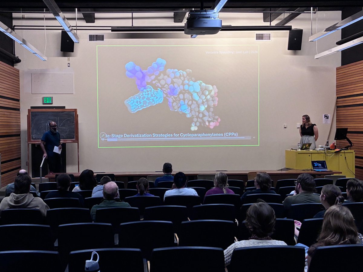nanohoops's tweet photo. 🎓Congratulations, Dr. Spaulding!🎉🥳🤠
- PhD No.1⃣9⃣ from the Jasti lab!
- Dissertation talk on Thursday was great!!
- We are very lucky to have you in the group and can’t wait to see the impact of your research in the biological sciences. https://t.co/WdCrjxwylB