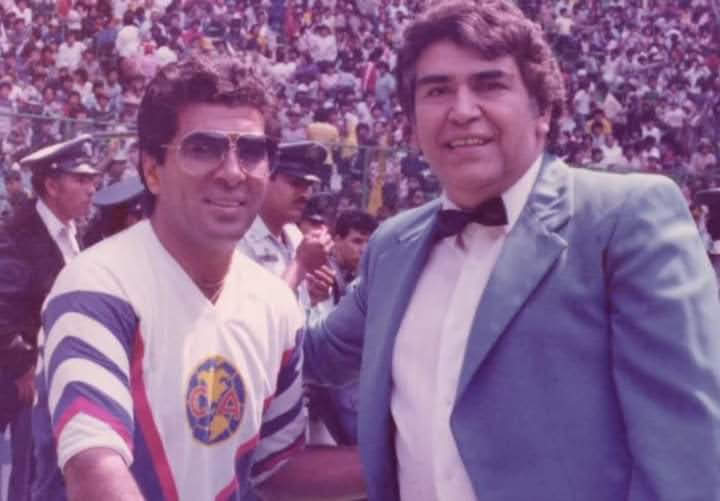 Me gustaría saber algún comentario, anécdota que haya tenido con este gran ser humano, maestro <a href="/Carlos8Reinoso/">Carlos Reinoso V</a>