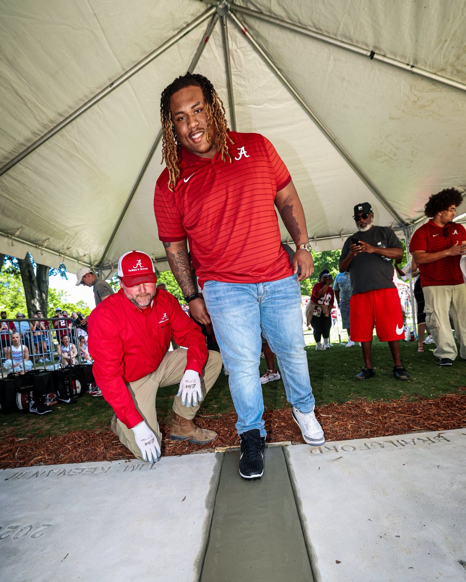 Alabama Football tweet media