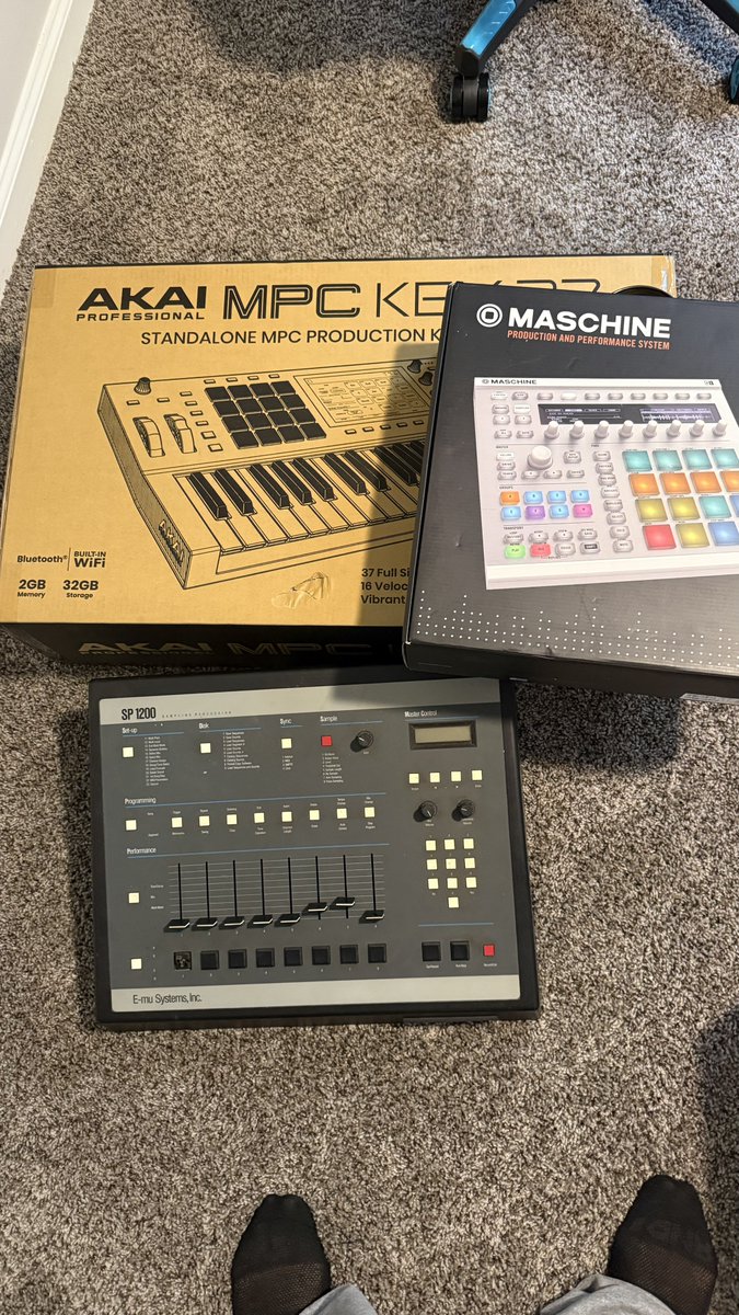 Doggie Diamonds tweet media