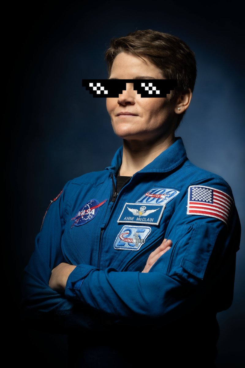 Red lips (pink pony girl🌈) tweet media